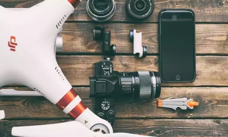 Best Gear For Travel Bloggers 2021