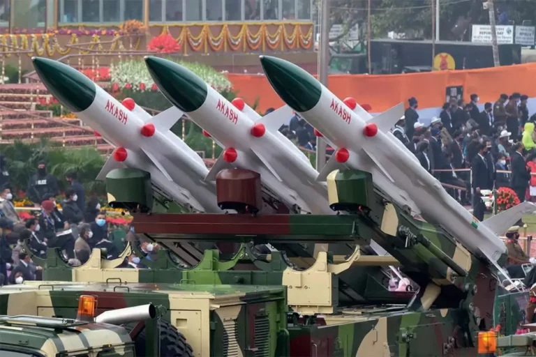 L’Inde affirme avoir attaqué 9 cibles à l’intérieur du Pakistan.